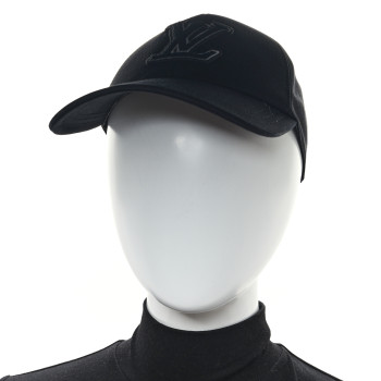 LOUIS VUITTON Cotton LV Signature Cap M Black
