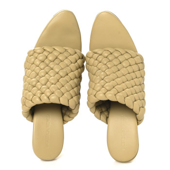BOTTEGA VENETA Nappa Padded Intrecciato Mules Sandals 39 Tapioca