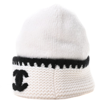 CHANEL Cashmere CC Knitted Beanie Hat Black White