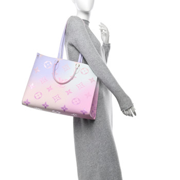 LOUIS VUITTON Monogram Giant Spring In The City Onthego GM Sunrise Pastel