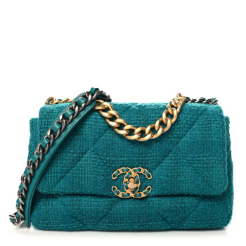 CHANEL Tweed Quilted Medium Chanel 19 Flap Green