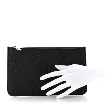 LOUIS VUITTON Empreinte Monogram Giant Neverfull MM Pochette Black