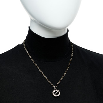 GUCCI Sterling Silver Small Textured Interlocking G Pendant Necklace