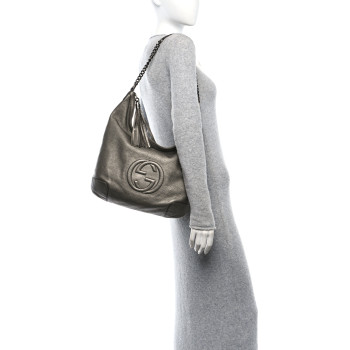 GUCCI Metallic Pebbled Calfskin Medium Soho Chain Hobo Sasso