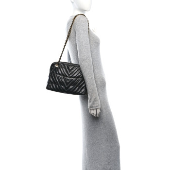 CHANEL Lambskin Chevron Quilted Camera Case Black