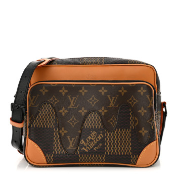 LOUIS VUITTON x NIGO Giant Damier Ebene Monogram Nil Messenger LOUIS VUITTON x NIGO Giant Damier Ebene Monogram Nil Messenger
