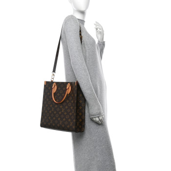 LOUIS VUITTON Monogram Sac Plat PM LOUIS VUITTON Monogram Sac Plat PM