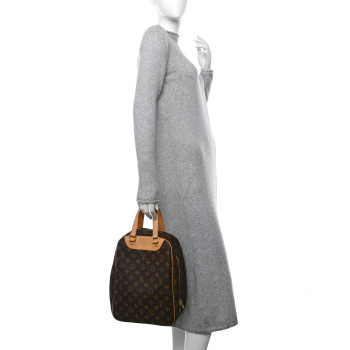 LOUIS VUITTON Monogram Excursion Shoe Bag