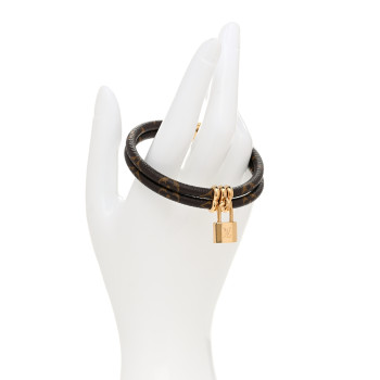 LOUIS VUITTON Monogram Keep it Twice Bracelet 17