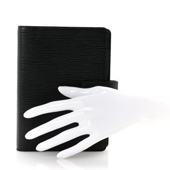 LOUIS VUITTON Epi Medium Ring Agenda Cover Black