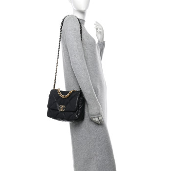 CHANEL Lambskin Quilted Medium Chanel 19 Flap Black