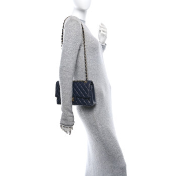 CHANEL Caviar Quilted Medium Double Flap Navy
