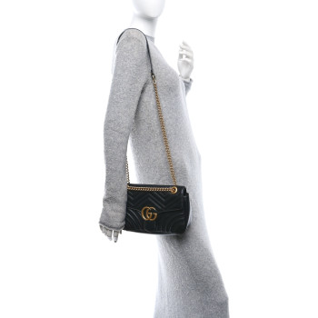 GUCCI Calfskin Matelasse Small GG Marmont Shoulder Bag Black
