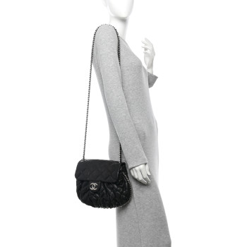 CHANEL Washed Lambskin Quilted Medium Chain Around Messenger Black