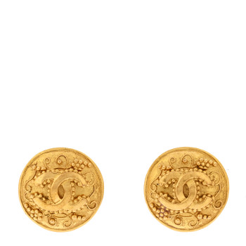 CHANEL Round CC Clip On Earrings Gold
