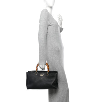 GUCCI Pebbled Calfskin Medium Bamboo Shopper Tote Black