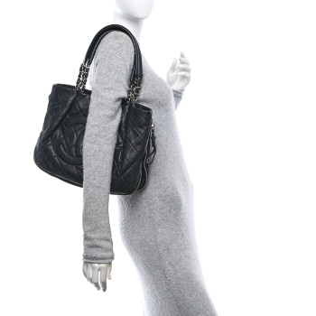 CHANEL Caviar Quilted CC Zip Around Shoulder Bag Black