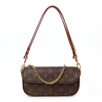 LOUIS VUITTON Monogram Ivy Wallet On Chain