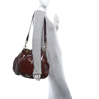 GUCCI Patent Medium Hysteria Top Handle Bag Bordeaux