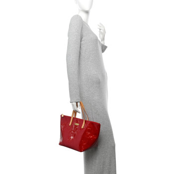 LOUIS VUITTON Vernis Bellevue PM Pomme D'Amour
