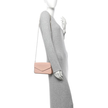 LOUIS VUITTON Vernis Felicie Chain Wallet Rose Ballerine LOUIS VUITTON Vernis Felicie Chain Wallet Rose Ballerine