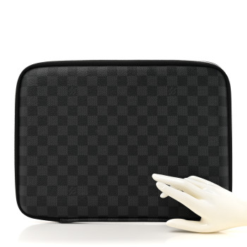 LOUIS VUITTON Damier Graphite 13 in Laptop Sleeve