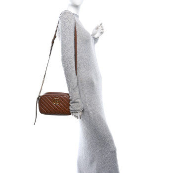GUCCI Glazed Calfskin Matelasse Diagonal Small GG Marmont Chain Shoulder Bag Cuir