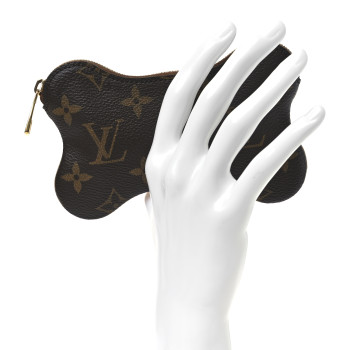 LOUIS VUITTON Bone Key Pouch