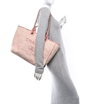 CHANEL Lurex Boucle Deauville Medium Tote Pink