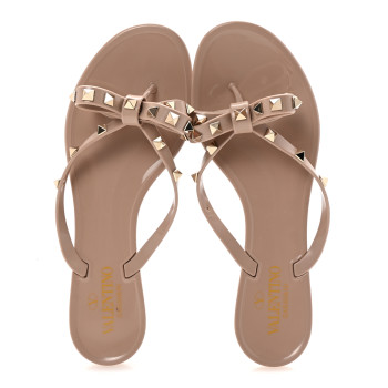 VALENTINO GARAVANI PVC Jelly Rockstud Bow Thong Sandals 39 Poudre