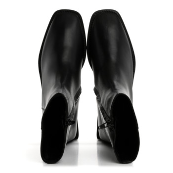 BALENCIAGA Calfskin Soft Rim Ankle Booties 40 Black