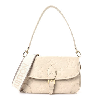 LOUIS VUITTON Empreinte Monogram Giant Diane Sand