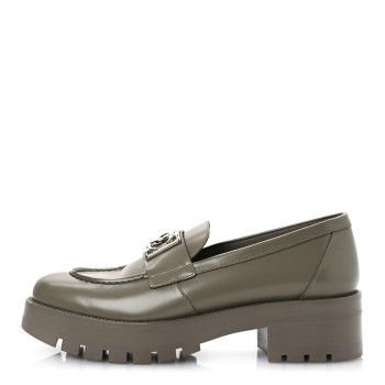 CHANEL Calfskin Metal CC Loafers 40 Khaki
