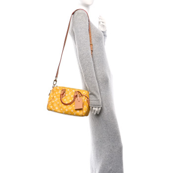 LOUIS VUITTON Calfskin Monogram Speedy P9 Bandouliere 25 Jaune Mat