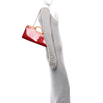 LOUIS VUITTON Vernis Roxbury Drive Pomme D'Amour