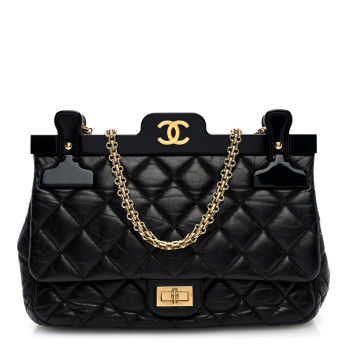 CHANEL Aged Calfskin Quilted 2.55 Reissue 225 Hanger Flap Black