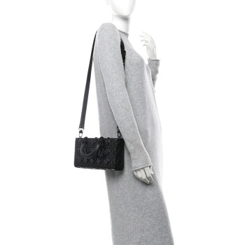 CHRISTIAN DIOR Crinkled Calfskin Cannage Medium Lady D-Joy Black