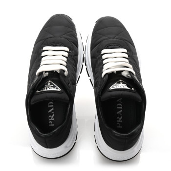 PRADA Re-Nylon Piuma Metal Triangle Logo Quilted 45mm Sneakers 40 Black