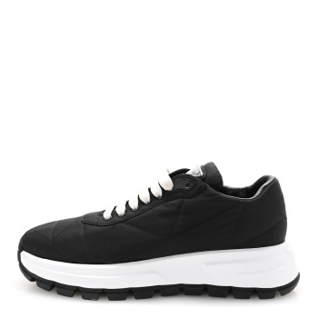 PRADA Re-Nylon Piuma Metal Triangle Logo Quilted 45mm Sneakers 40 Black