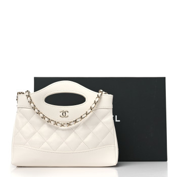 CHANEL シャネル e74c11b6d334612cf30e5b100281f2
