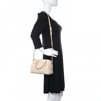 LOUIS VUITTON Empreinte Monogram Summer Stardust Speedy Bandouliere 20 Beige Clair