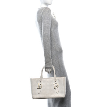 CHRISTIAN DIOR Calfskin Cannage D Buckle Tote White
