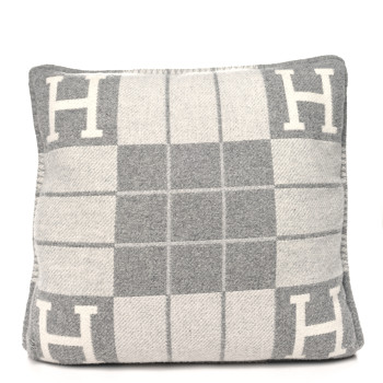 HERMES Wool Cashmere Avalon III Pillow PM Ecru Gris Clair