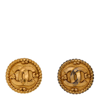 CHANEL Round CC Clip On Earrings Gold
