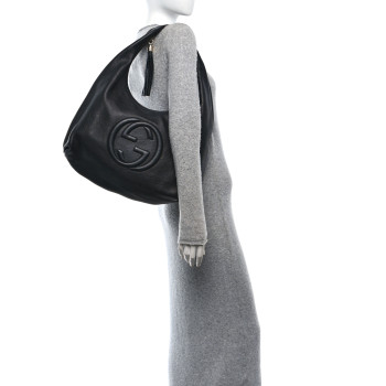 GUCCI Pebbled Calfskin Soho Hobo Black