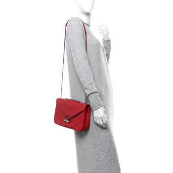 CHANEL Caviar Macro Chevron Single Flap Red