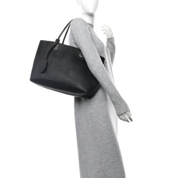 GUCCI Calfskin GG Supreme Monogram Medium Reversible Tote Black