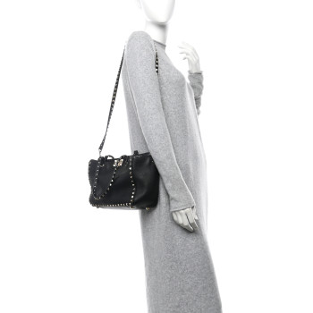 VALENTINO GARAVANI Grained Calfskin Small Rockstud Tote Black