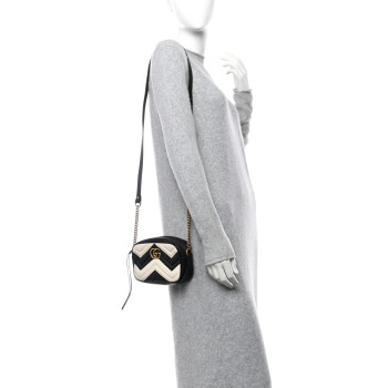 GUCCI Calfskin Matelasse Mini GG Marmont Chain Shoulder Bag Black White