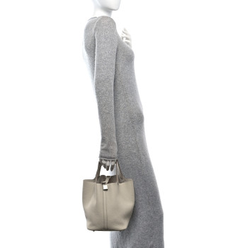 HERMES Taurillon Clemence Picotin Lock 22 MM Craie